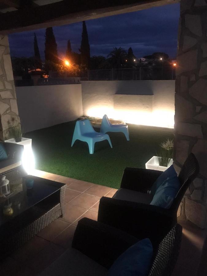 Casa En L Escala Con Piscina Y Wifi Free L'Escala Exterior foto